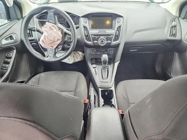 1FADP3M27HL305988 2017 FORD FOCUS - Image 8