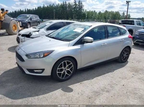 1FADP3M27HL306512 2017 FORD FOCUS - Image 2