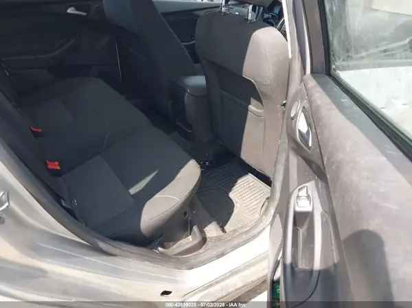 1FADP3M27HL306512 2017 FORD FOCUS - Image 8