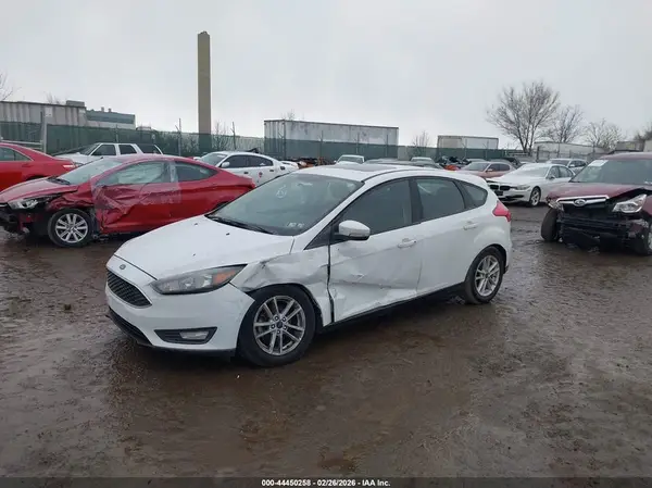 1FADP3M27HL316876 2017 FORD FOCUS - Image 2