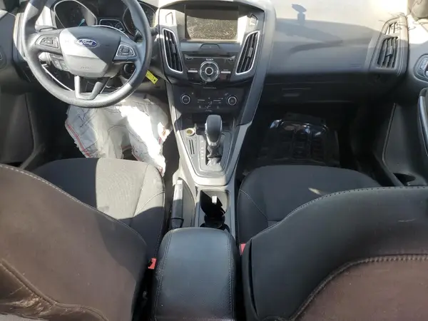 1FADP3M27JL205220 2018 FORD FOCUS - Image 8