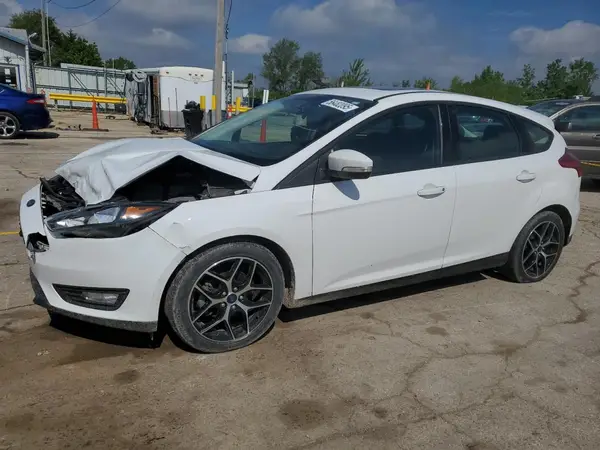 1FADP3M27JL215374 2018 FORD FOCUS - Image 1