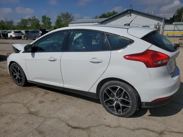 1FADP3M27JL215374 2018 FORD FOCUS - Image 2