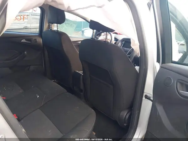 1FADP3M27JL228836 2018 FORD FOCUS - Image 8