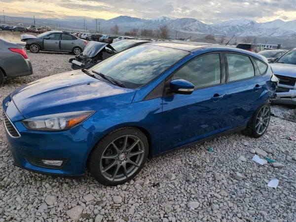 1FADP3M27JL261562 2018 FORD FOCUS - Image 1