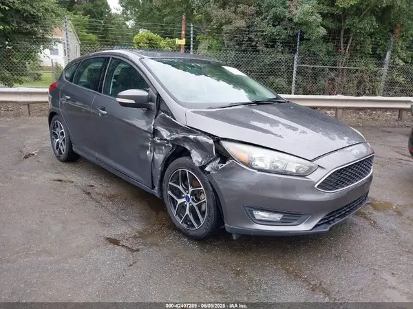 1FADP3M28HL252041 2017 FORD FOCUS - Image 1