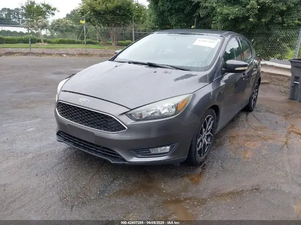 1FADP3M28HL252041 2017 FORD FOCUS - Image 2