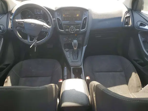 1FADP3M28HL252685 2017 FORD FOCUS - Image 8