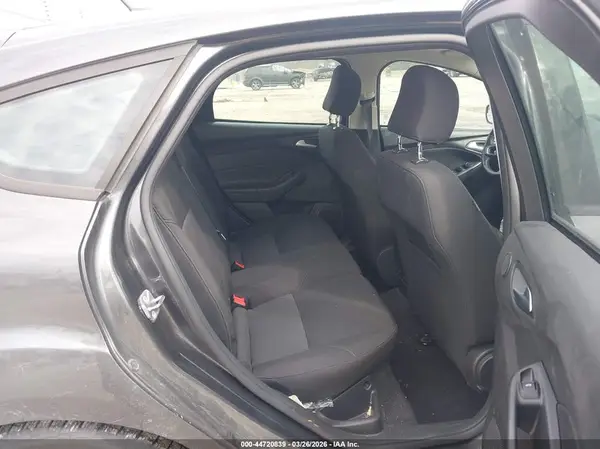 1FADP3M28HL294743 2017 FORD FOCUS - Image 8