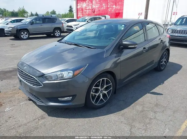 1FADP3M28HL296329 2017 FORD FOCUS - Image 2