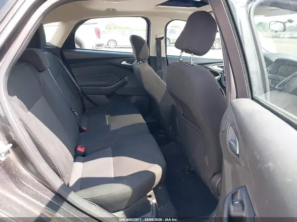 1FADP3M28HL296329 2017 FORD FOCUS - Image 8