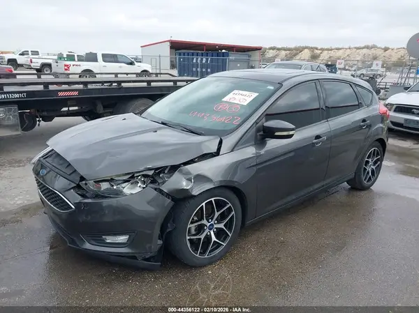 1FADP3M28HL324856 2017 FORD FOCUS - Image 2