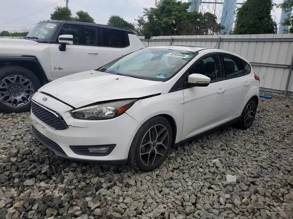 1FADP3M28HL330477 2017 FORD FOCUS - Image 1