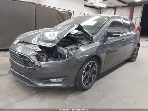 1FADP3M28HL333377 2017 FORD FOCUS - Image 2