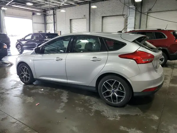 1FADP3M28HL336666 2017 FORD FOCUS - Image 2
