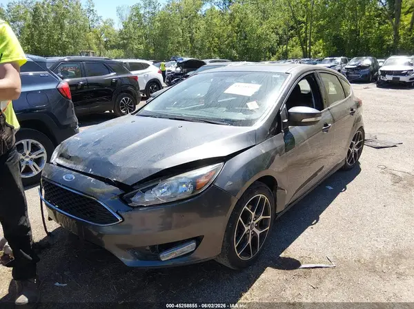 1FADP3M28JL209955 2018 FORD FOCUS - Image 2
