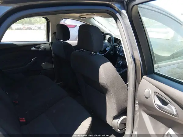 1FADP3M28JL209955 2018 FORD FOCUS - Image 8