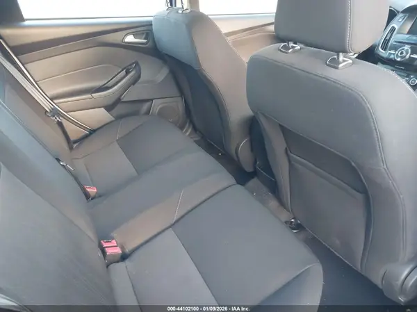 1FADP3M28JL215769 2018 FORD FOCUS - Image 8