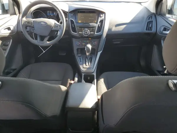 1FADP3M28JL226240 2018 FORD FOCUS - Image 8
