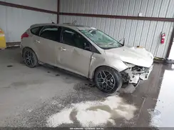 1FADP3M28JL236637 2018 FORD FOCUS