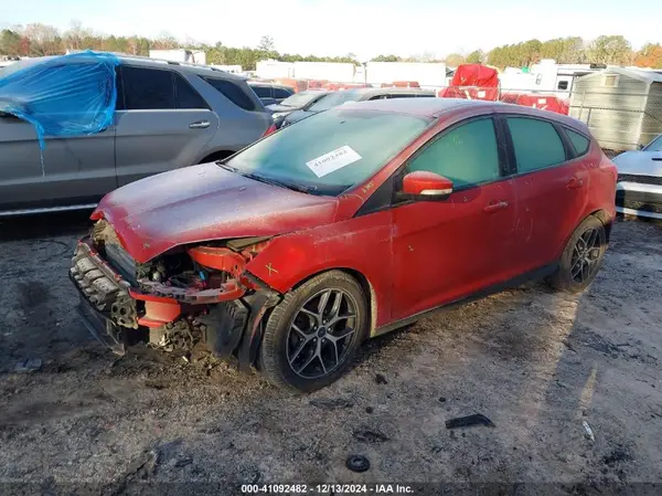 1FADP3M28JL307349 2018 FORD FOCUS - Image 2