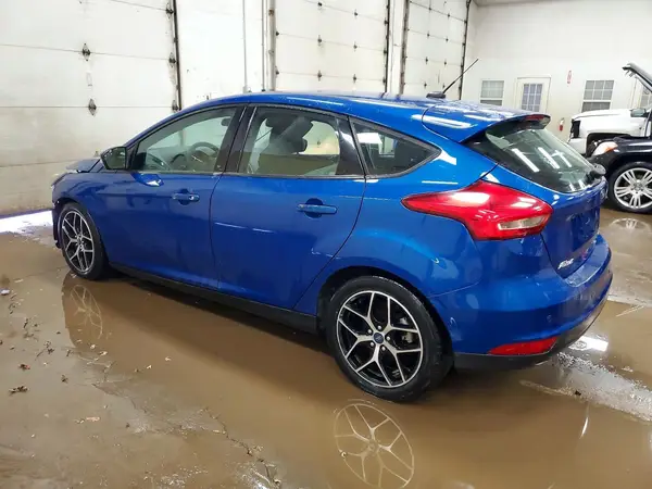 1FADP3M28JL323891 2018 FORD FOCUS - Image 2
