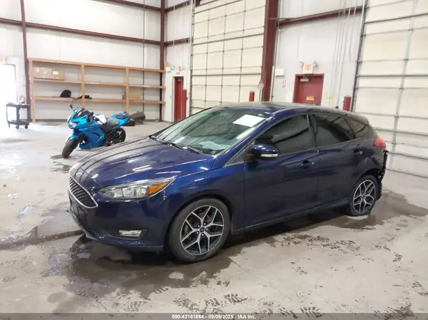 1FADP3M29HL205682 2017 FORD FOCUS - Image 2