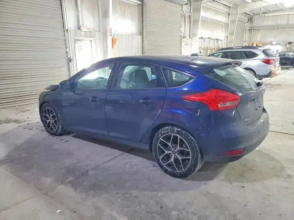 1FADP3M29HL233935 2017 FORD FOCUS - Image 2