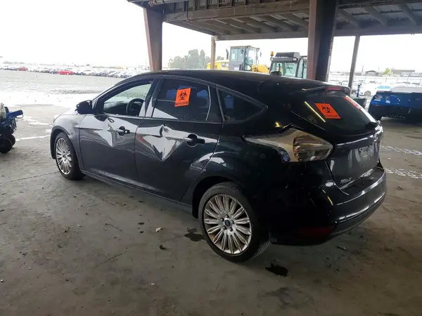 1FADP3M29HL236107 2017 FORD FOCUS - Image 2