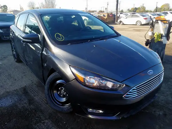1FADP3M29HL264604 2017 FORD FOCUS - Image 1