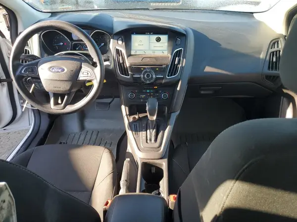 1FADP3M29HL323862 2017 FORD FOCUS - Image 8