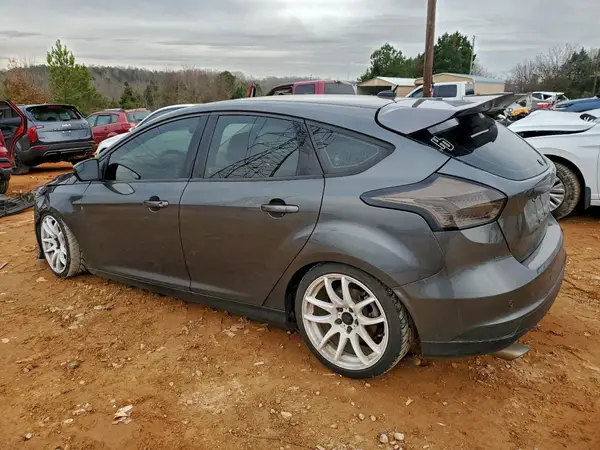 1FADP3M29HL345828 2017 FORD FOCUS - Image 2