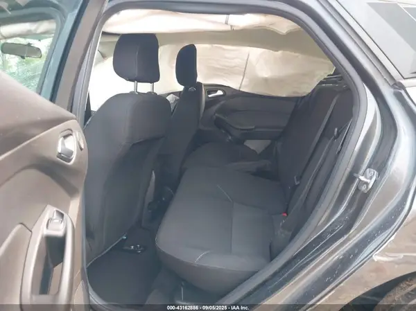 1FADP3M29JL215909 2018 FORD FOCUS - Image 8