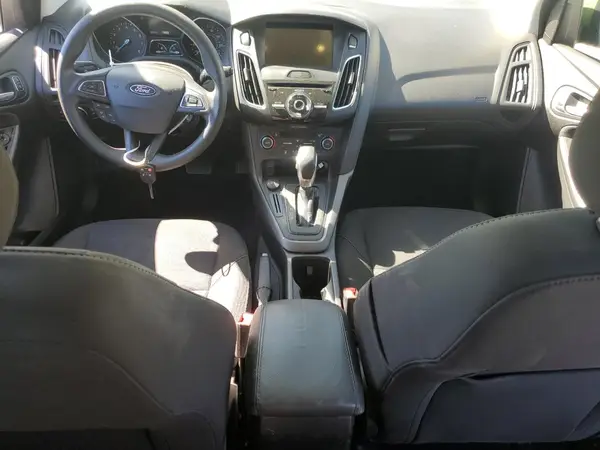 1FADP3M29JL239062 2018 FORD FOCUS - Image 8