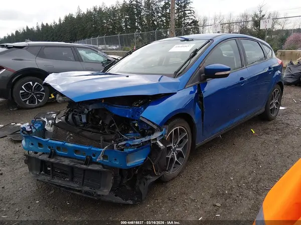 1FADP3M29JL241510 2018 FORD FOCUS - Image 2