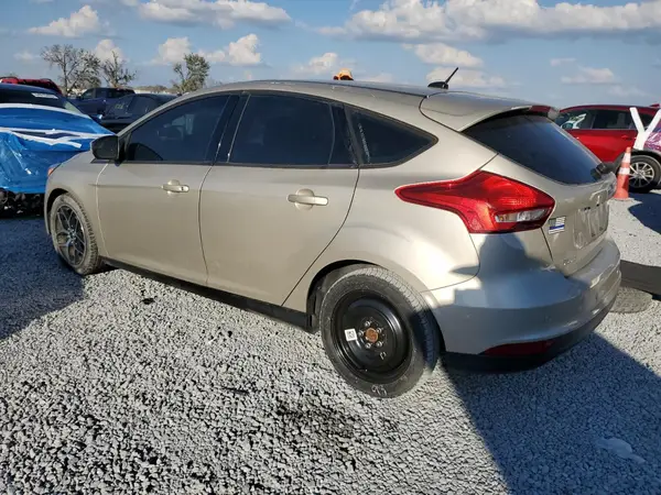 1FADP3M29JL261529 2018 FORD FOCUS - Image 2