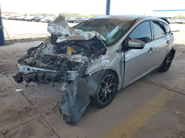 1FADP3M29JL261532 2018 FORD FOCUS - Image 1