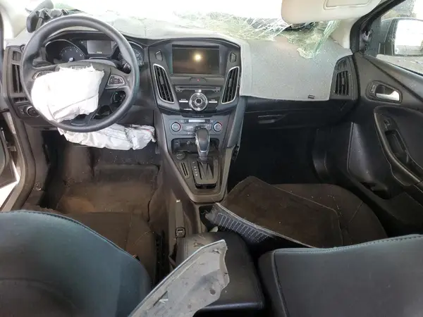 1FADP3M29JL261532 2018 FORD FOCUS - Image 8