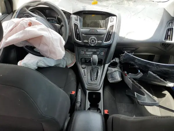1FADP3M29JL303097 2018 FORD FOCUS - Image 8