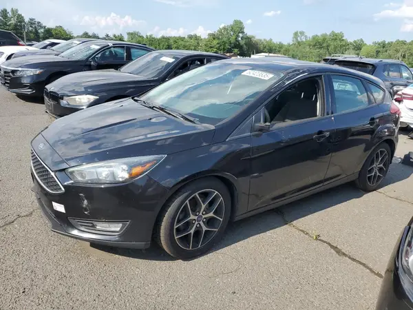 1FADP3M2XHL250811 2017 FORD FOCUS - Image 1