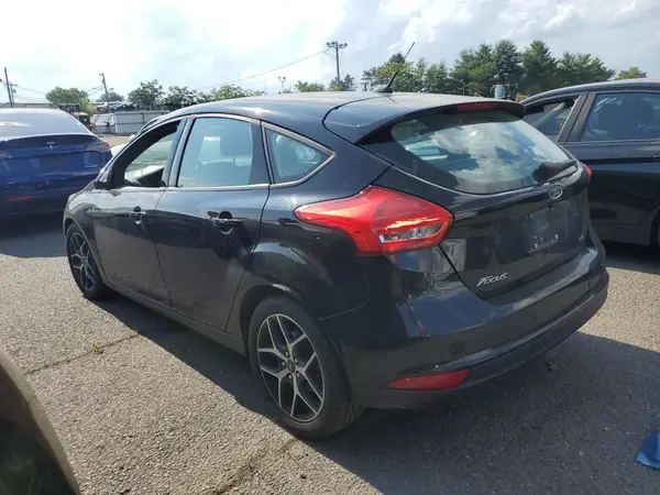 1FADP3M2XHL250811 2017 FORD FOCUS - Image 2