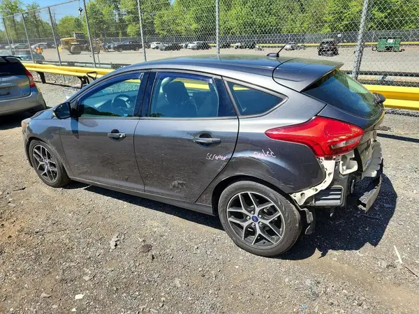 1FADP3M2XHL252462 2017 FORD FOCUS - Image 2