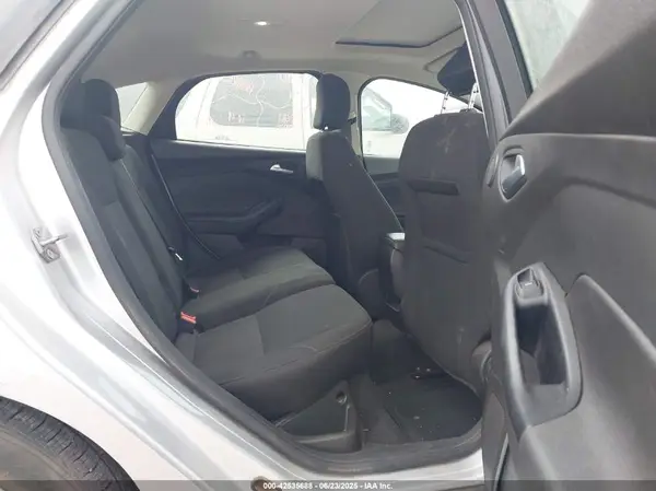 1FADP3M2XHL264546 2017 FORD FOCUS - Image 8