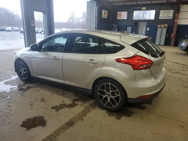1FADP3M2XHL305449 2017 FORD FOCUS - Image 2