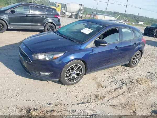 1FADP3M2XHL323885 2017 FORD FOCUS - Image 2