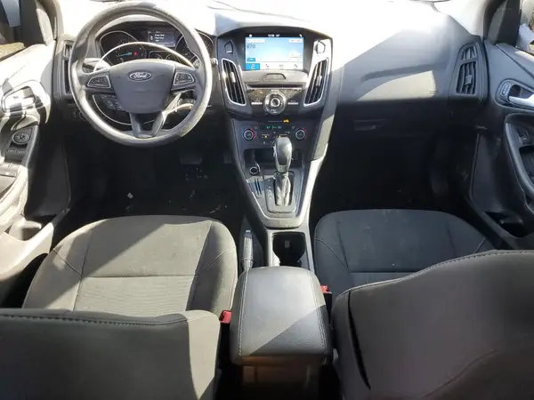 1FADP3M2XJL202733 2018 FORD FOCUS - Image 8