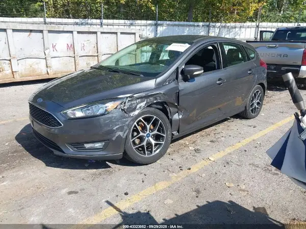 1FADP3M2XJL216051 2018 FORD FOCUS - Image 2