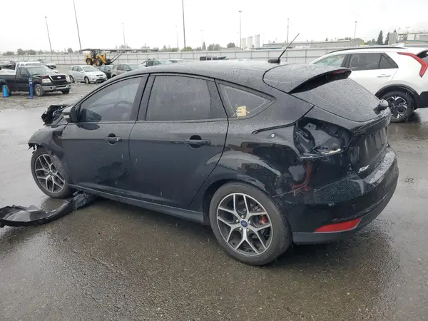 1FADP3M2XJL261216 2018 FORD FOCUS - Image 2