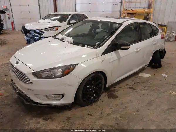 1FADP3M2XJL263161 2018 FORD FOCUS - Image 2