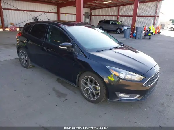 1FADP3M2XJL304601 2018 FORD FOCUS - Image 1